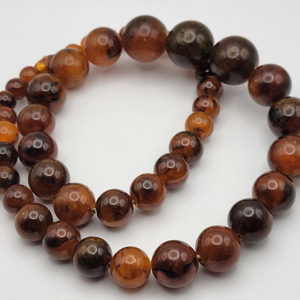 Vintage Lucite Brown Beads Dramatic Swirls Necklace Hidden Screw Closure